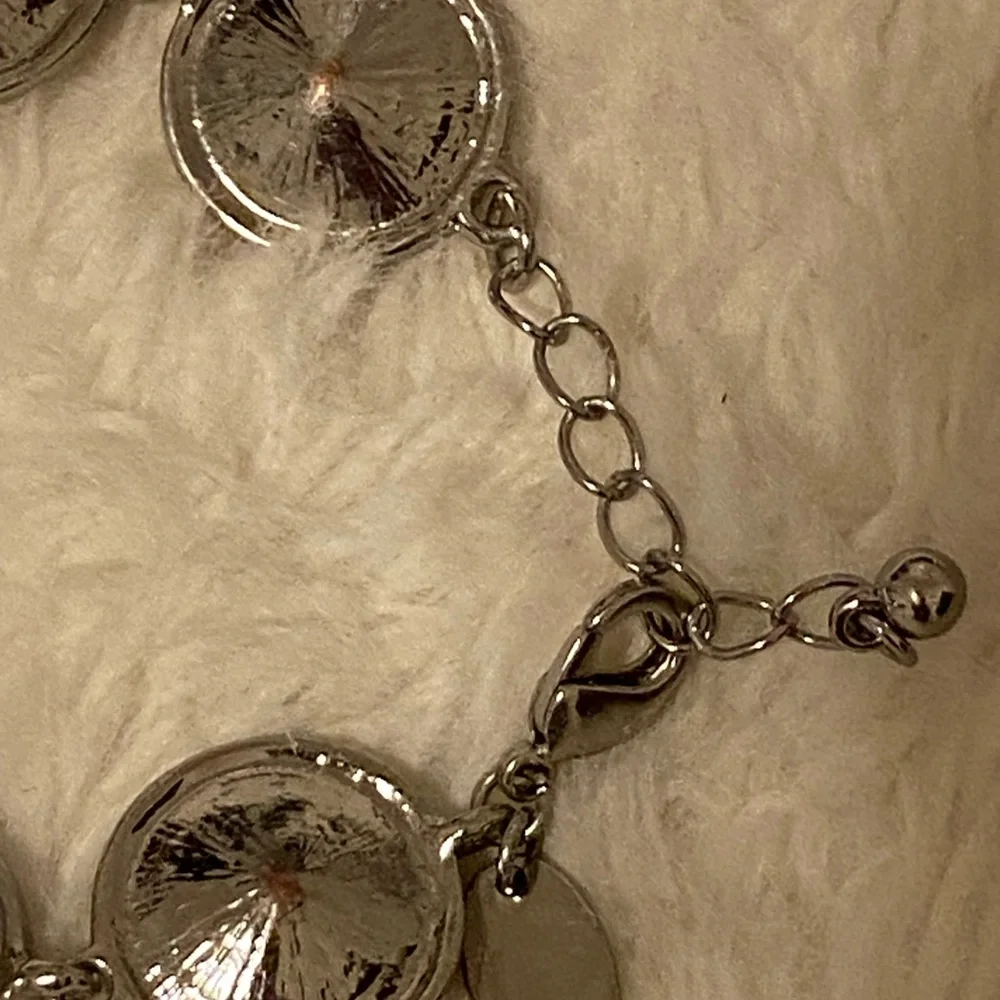 Austrian Crystal Bracelet Silvertone - Picture 5 of 5